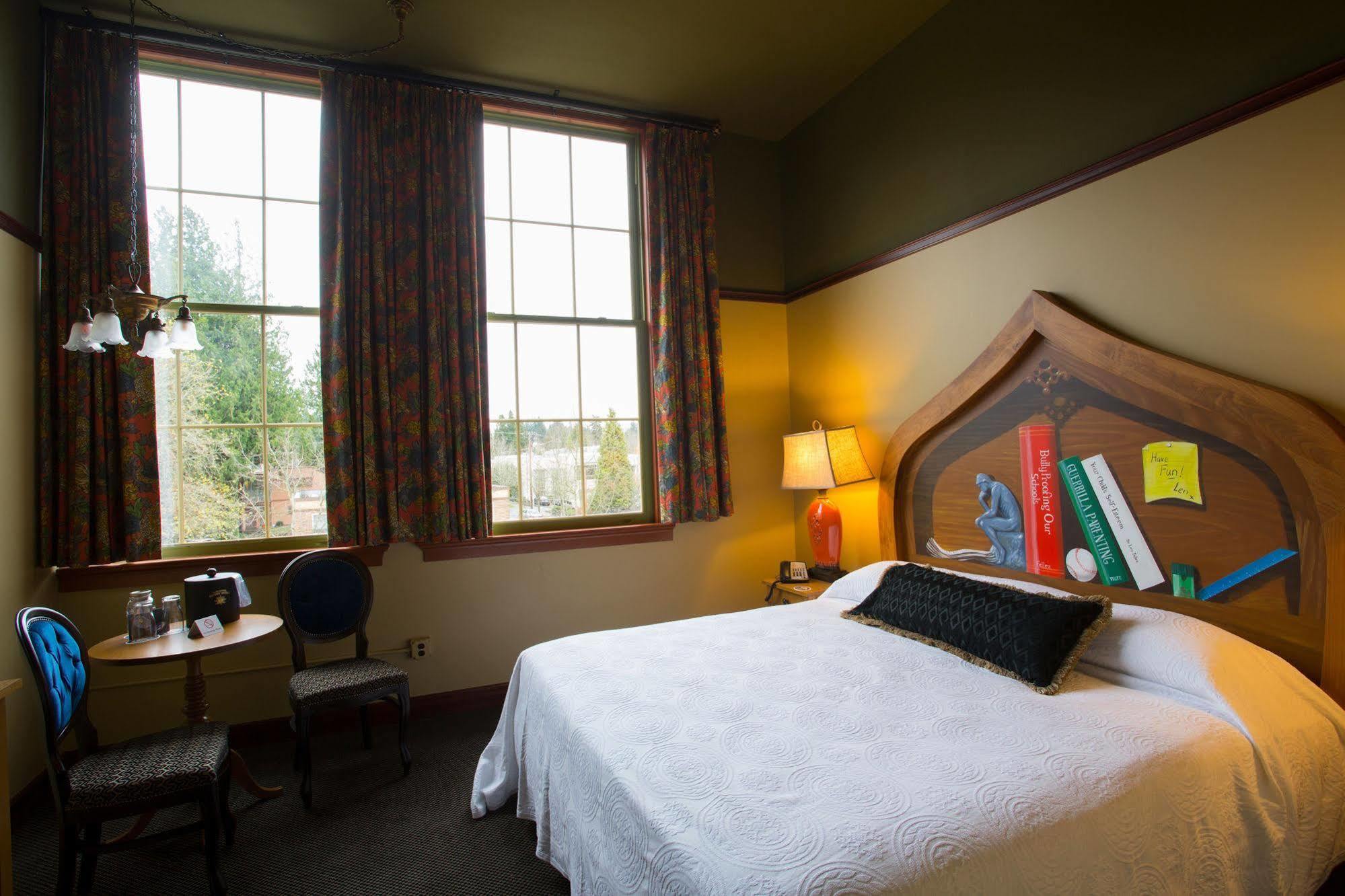 Mcmenamins Anderson School Hotel บอเธล ภายนอก รูปภาพ