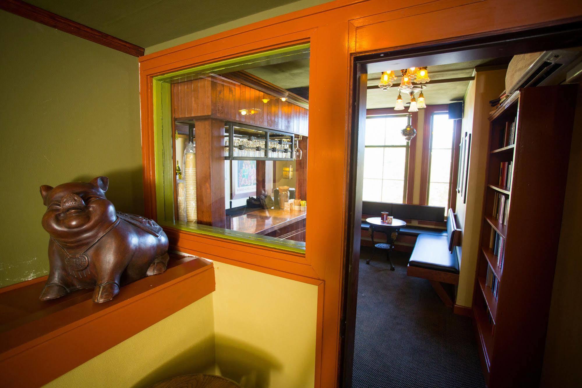 Mcmenamins Anderson School Hotel บอเธล ภายนอก รูปภาพ